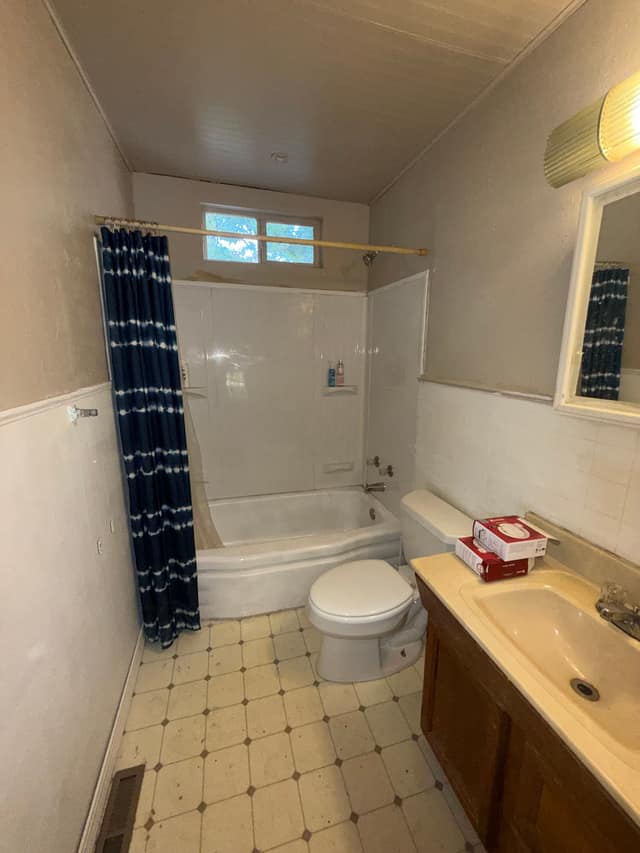 3235 Whittier St, Flint, MI: owner financed home, photo 8