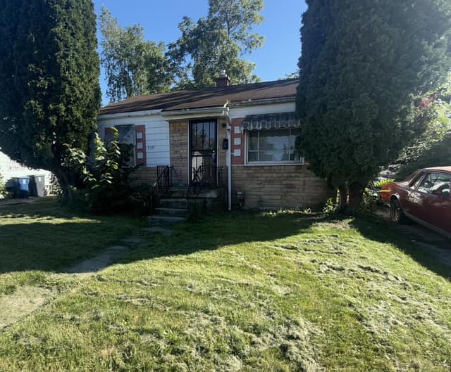 539 W. Marengo Ave, Flint, MI: owner financed home, photo 1