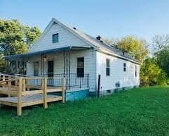 818 E Dewey, Flint, MI: owner financed home, photo 1