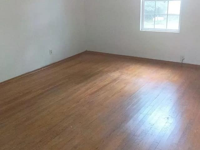 327 Sauget Ave, Cahokia, IL: owner financed home, photo 3