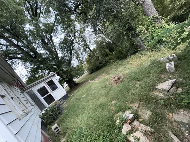 3975 E William St, Decatur, IL: owner financed home, photo 9