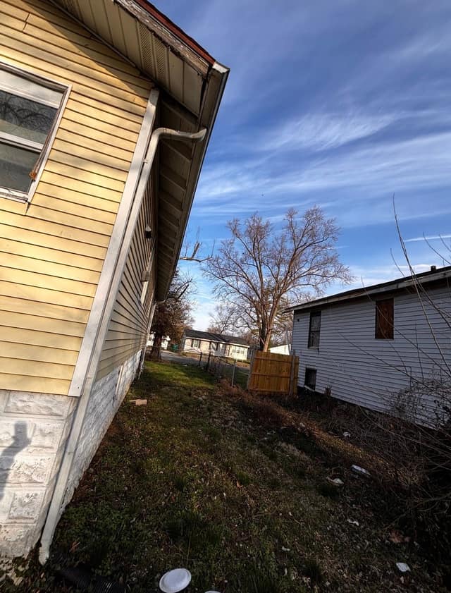 724 N 82nd St, East St. Louis, IL: owner financed home, photo 19