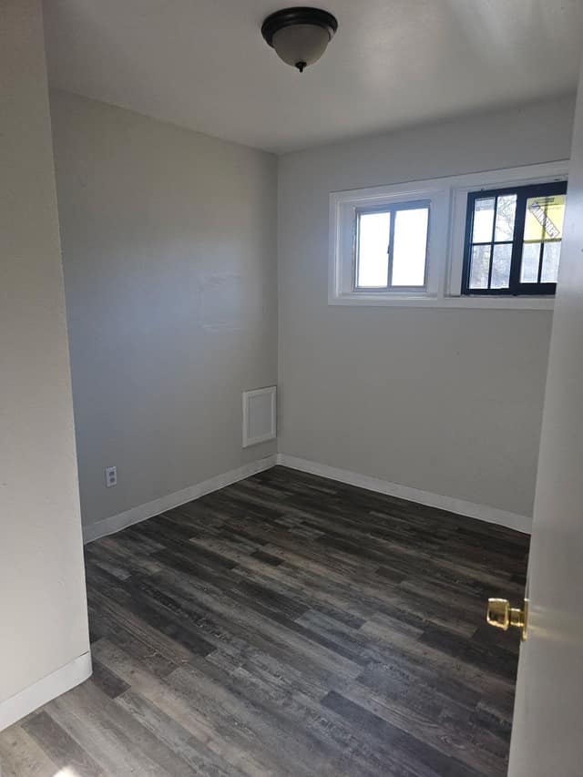 18 Violet Drive, Cahokia, IL: owner financed home, photo 9