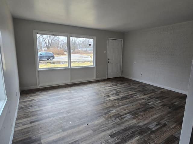 18 Violet Drive, Cahokia, IL: owner financed home, photo 11