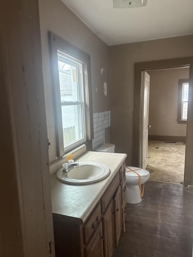 2313 W Wiswall St, Peoria, IL: owner financed home, photo 7