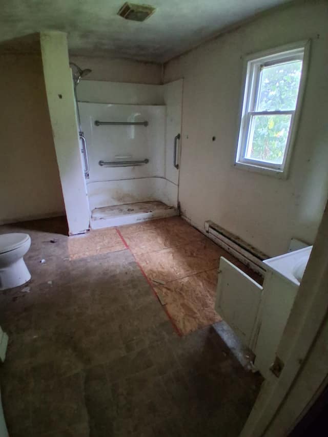 214 Pyle St, Carrier Mills, IL: owner financed home, photo 19