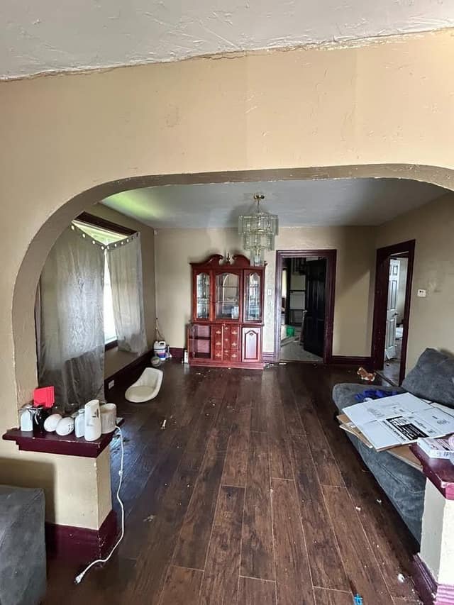 8401 N Broadway, St. Louis, MO: owner financed home, photo 9