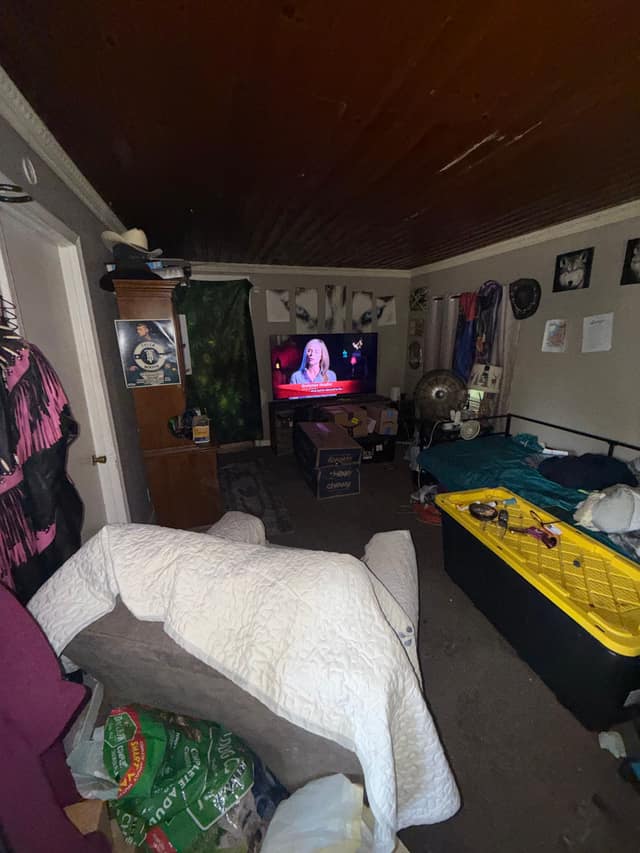 1206 Markham St, Flint, MI: owner financed home, photo 3
