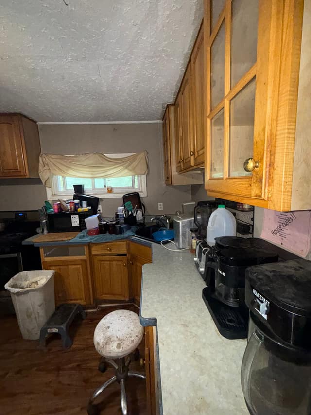 1206 Markham St, Flint, MI: owner financed home, photo 7