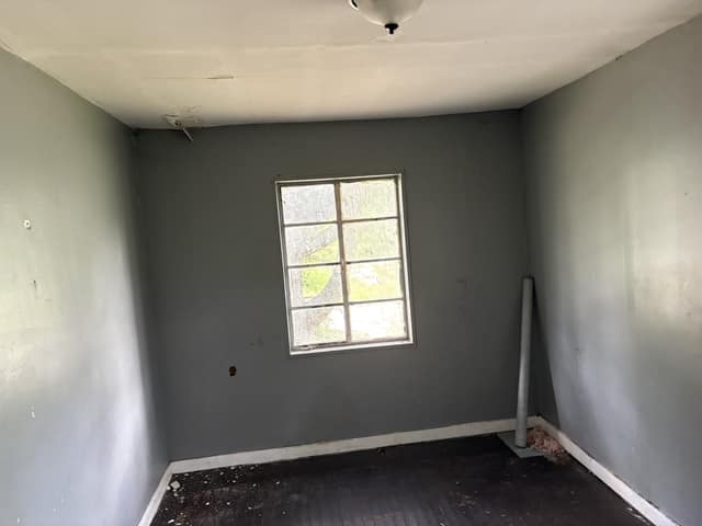 18465 Caldwell Street, Detroit, MI: owner financed home, photo 18