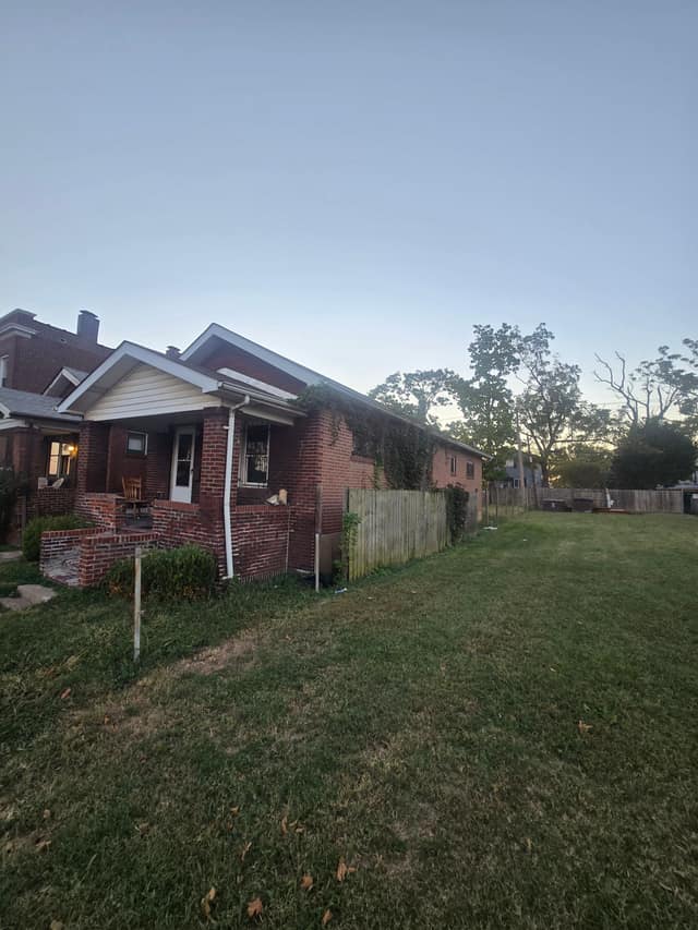 4323 Obear Ave, St. Louis, MO: owner financed home, photo 2