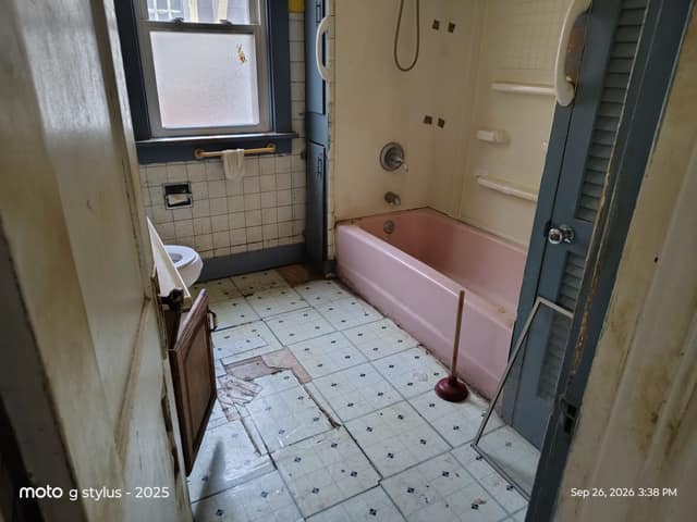 520 East Frye Avenue, Peoria, IL: owner financed home, photo 8