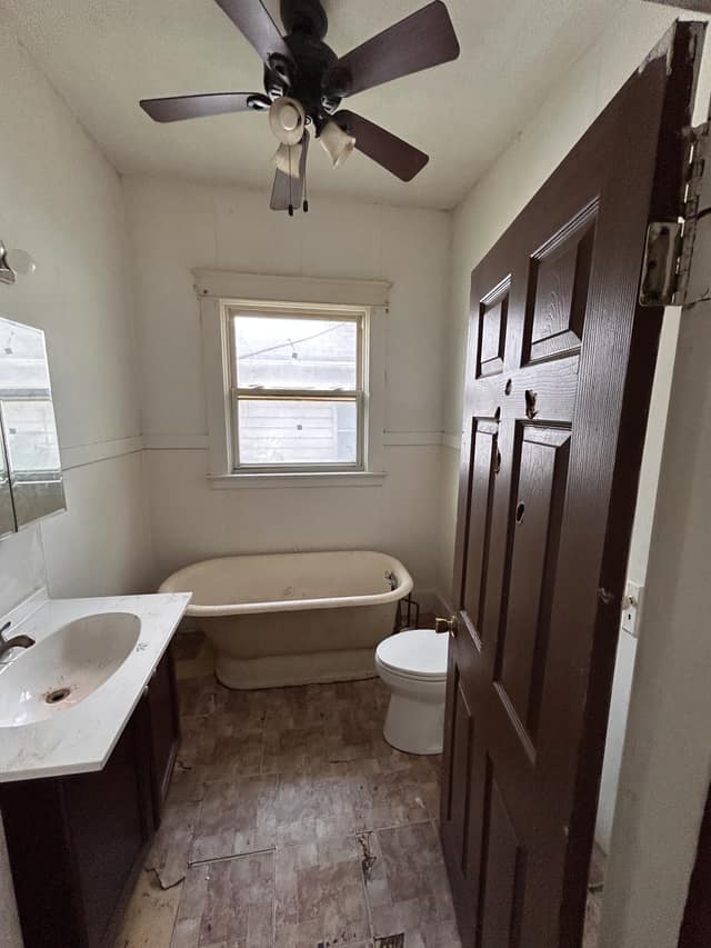 1638 4th St, Madison, IL: owner financed home, photo 11