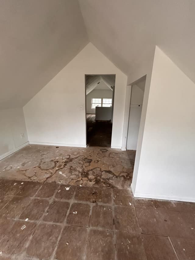 1638 4th St, Madison, IL: owner financed home, photo 20