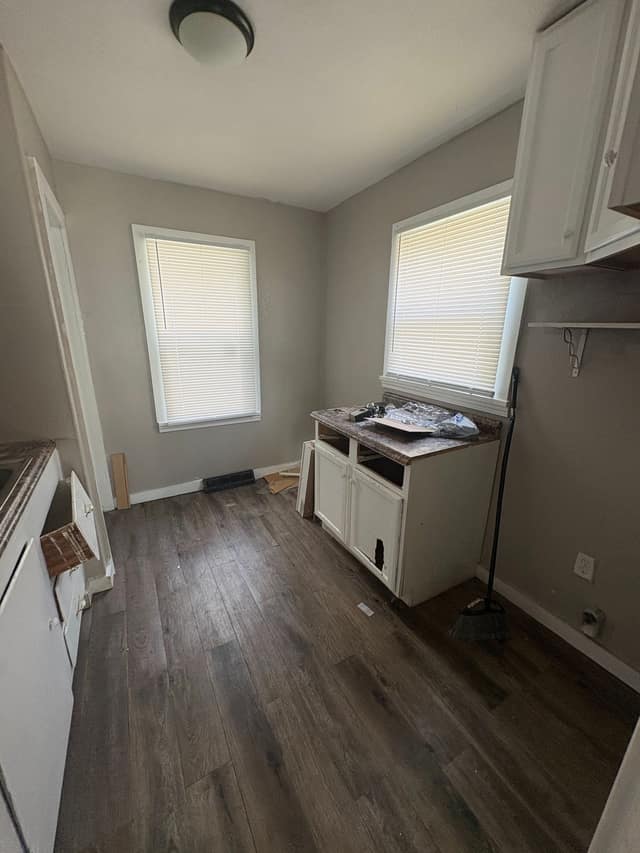 1546 E Division St, Decatur, IL: owner financed home, photo 8