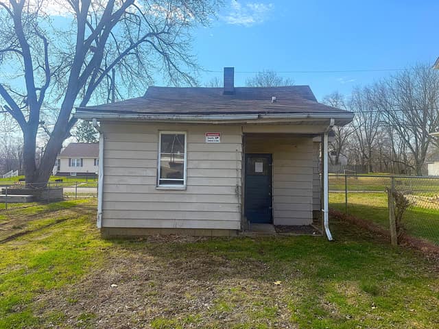 2807 W Nevada St, Peoria, IL: owner financed home, photo 3
