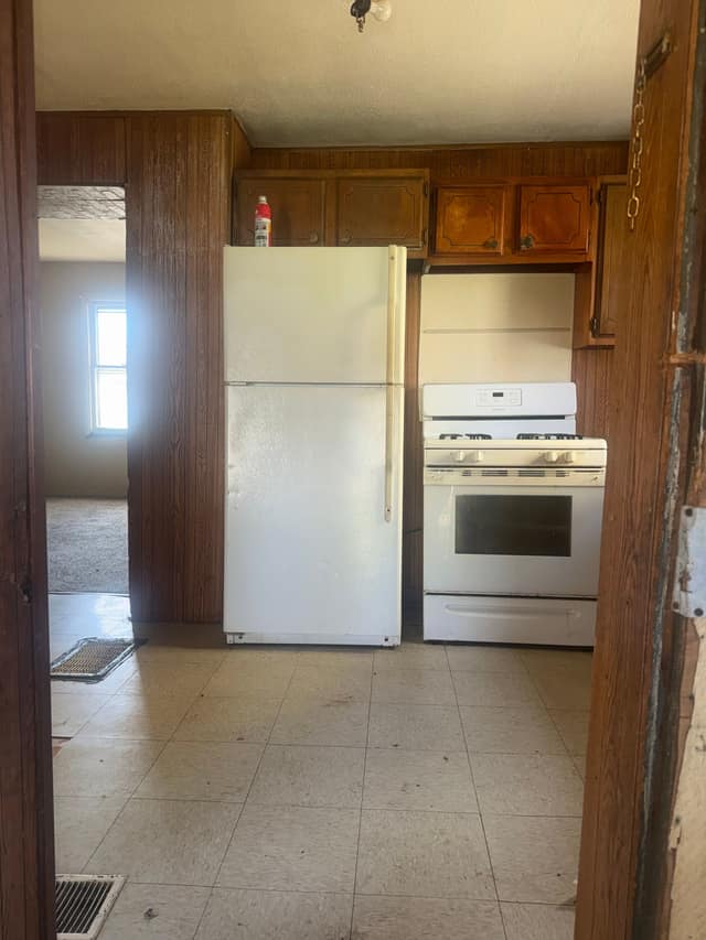 2807 W Nevada St, Peoria, IL: owner financed home, photo 4