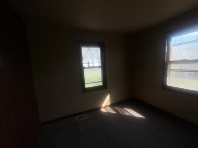 2807 W Nevada St, Peoria, IL: owner financed home, photo 12