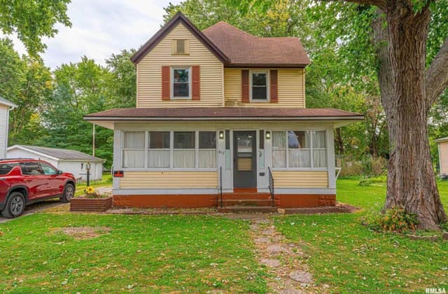 417 W Elm St, Mason City, IL: owner financed home, photo 1