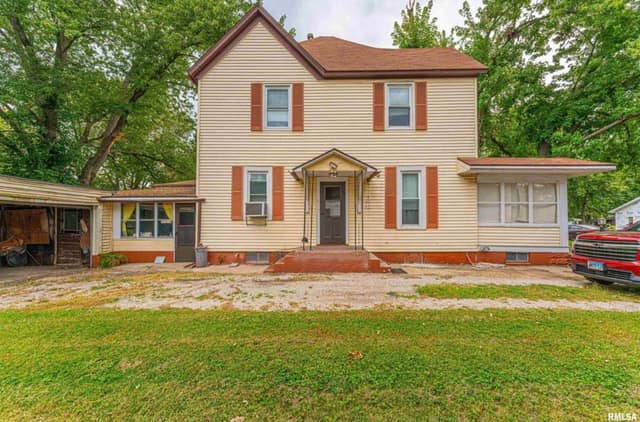 417 W Elm St, Mason City, IL: owner financed home, photo 4