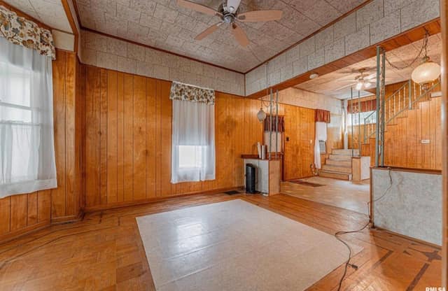 417 W Elm St, Mason City, IL: owner financed home, photo 6