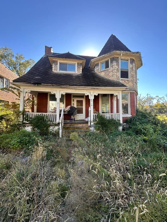4718 Labadie Ave, Saint Louis, MO: owner financed home, photo 1