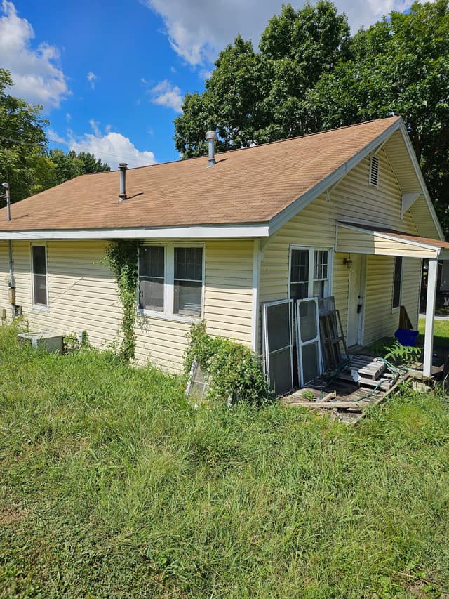 501 Carico Street, Carbondale, IL: owner financed home, photo 3