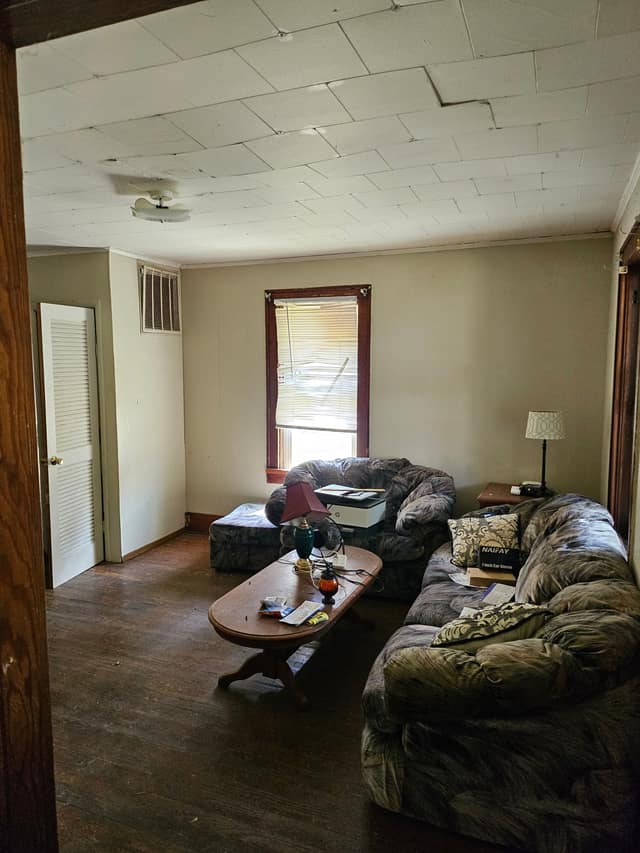 501 Carico Street, Carbondale, IL: owner financed home, photo 6
