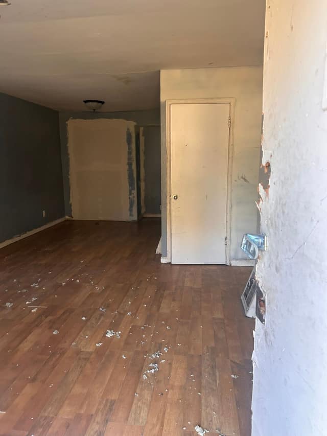 212 Cameron Road, Saint Louis, MO: owner financed home, photo 1