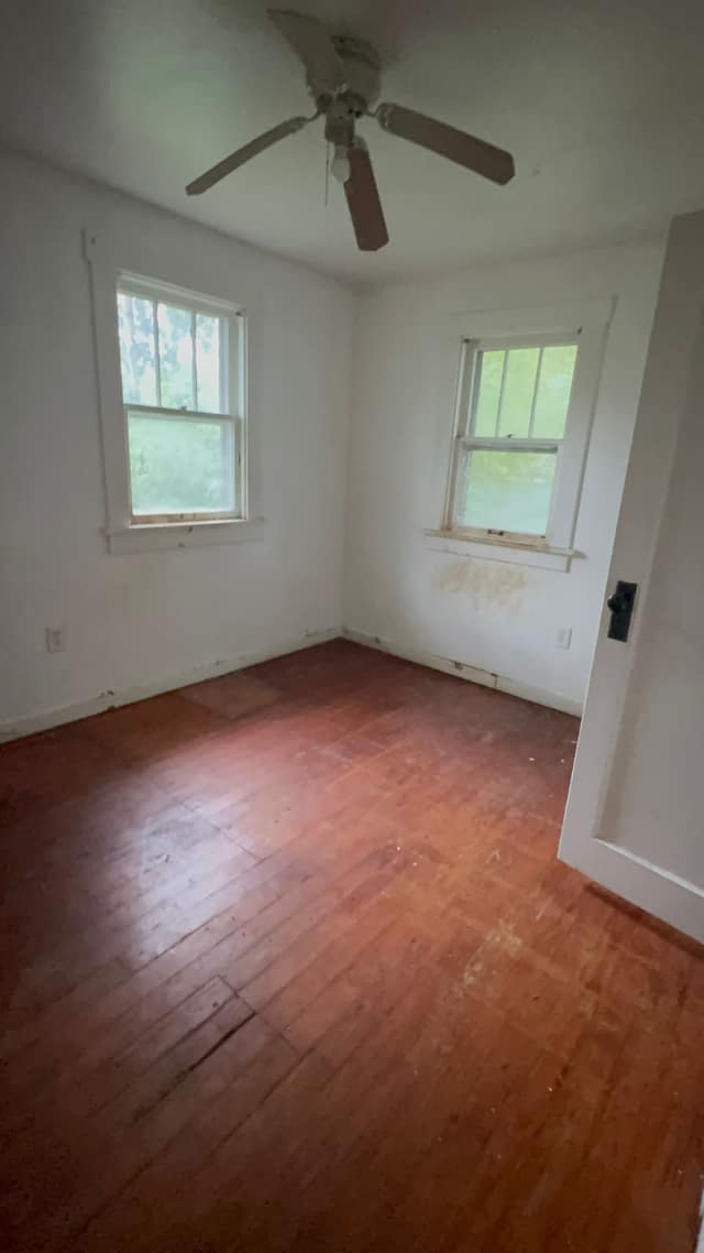 1174 W King St., Decatur, IL: owner financed home, photo 11