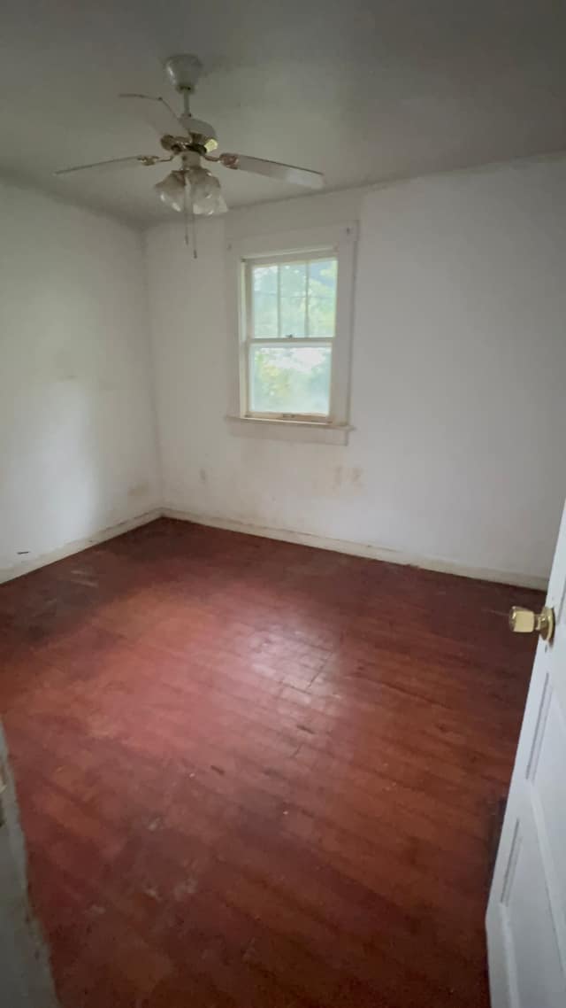 1174 W King St., Decatur, IL: owner financed home, photo 12