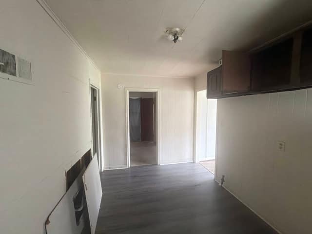 2049 N Gale Ave, Peoria, Il 61604, Peoria, IL: owner financed home, photo 8