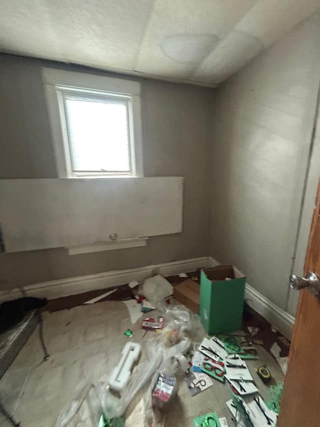 1811 W Millman St, Peoria, IL: owner financed home, photo 9