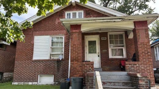 4824 Margaretta Ave, Saint Louis, MO: owner financed home, photo 1