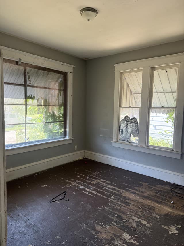 1828 E. Main Street, Decatur, MO: owner financed home, photo 16