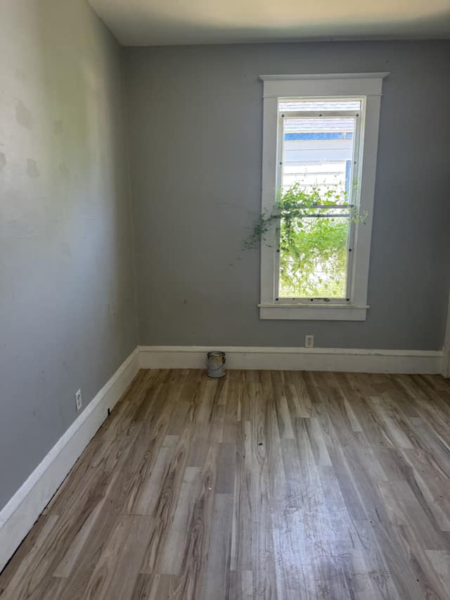 1828 E. Main Street, Decatur, MO: owner financed home, photo 18