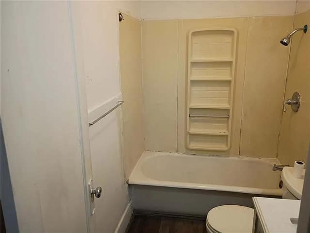 138 S 18th St, Decatur, IL: owner financed home, photo 4