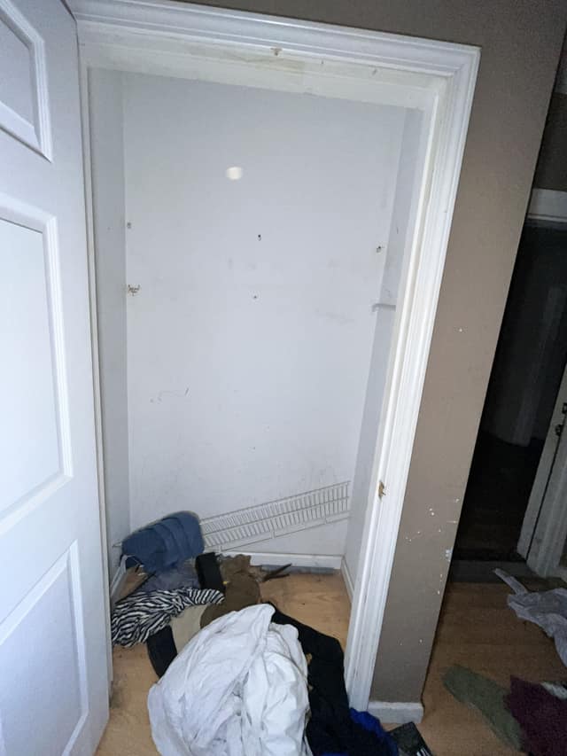 351 N 26th St, East Saint Louis, IL: owner financed home, photo 11