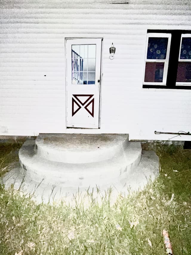 351 N 26th St, East Saint Louis, IL: owner financed home, photo 17