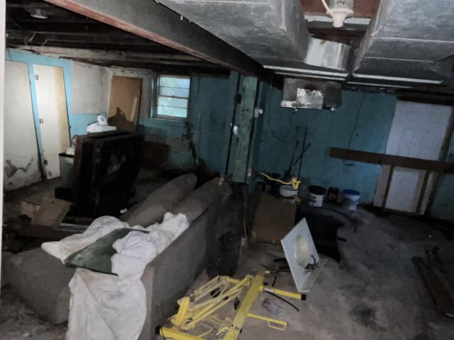 112 N 88th St, Centreville, IL: owner financed home, photo 17