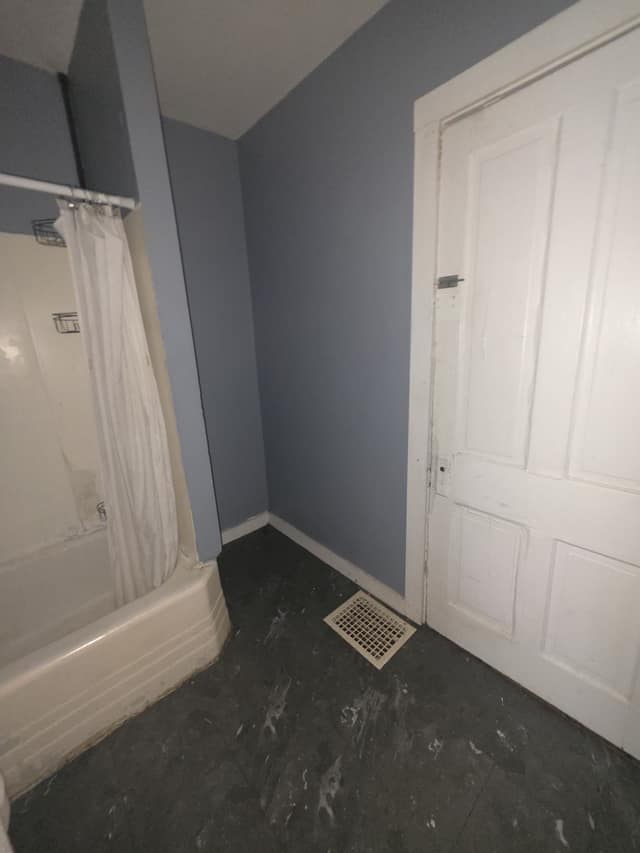 1143 E William St, Decatur, IL: owner financed home, photo 16