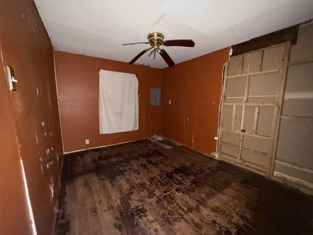 2113 W Howett St, Peoria, IL: owner financed home, photo 9