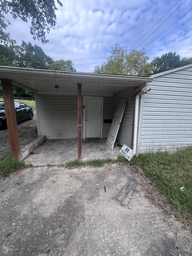 66 Franklin Avenue, Cottage Hills, IL: owner financed home, photo 4