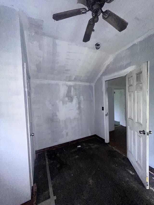 66 Franklin Avenue, Cottage Hills, IL: owner financed home, photo 15