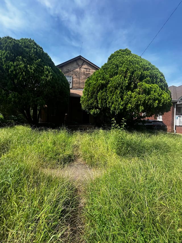 2209 Edwards St., Granite, IL: owner financed home, photo 1