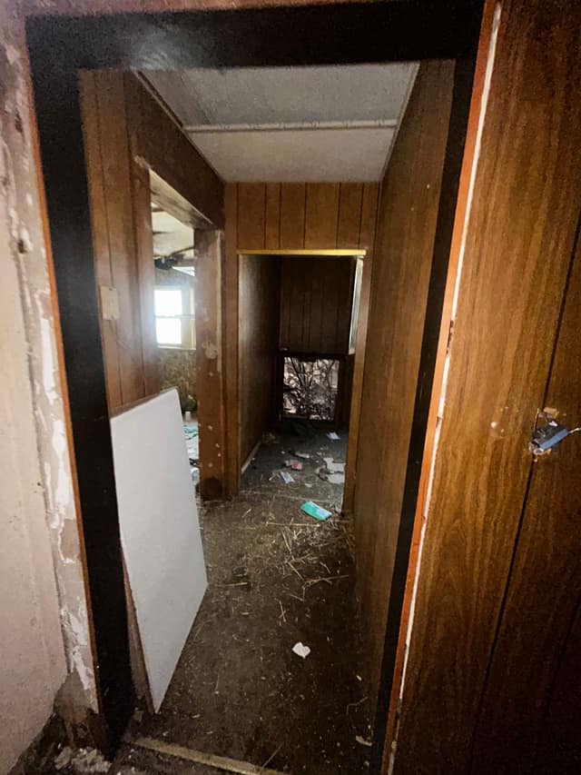 2209 Edwards St., Granite, IL: owner financed home, photo 12