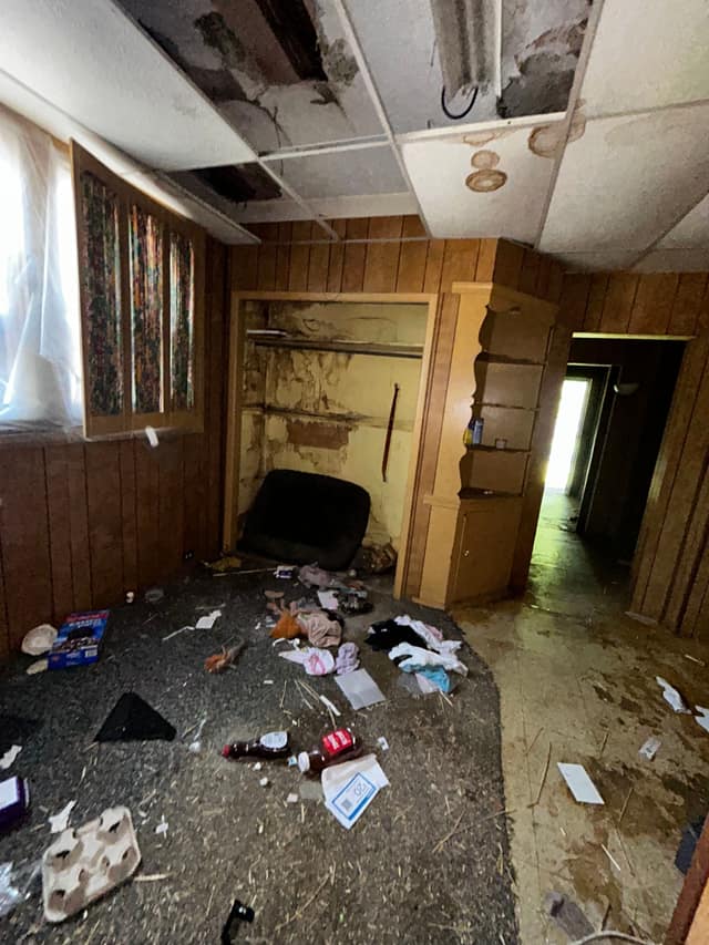 2209 Edwards St., Granite, IL: owner financed home, photo 14