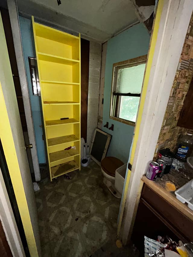 2209 Edwards St., Granite, IL: owner financed home, photo 18