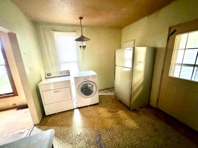 120 N Crowder St, Bethany, IL: owner financed home, photo 6