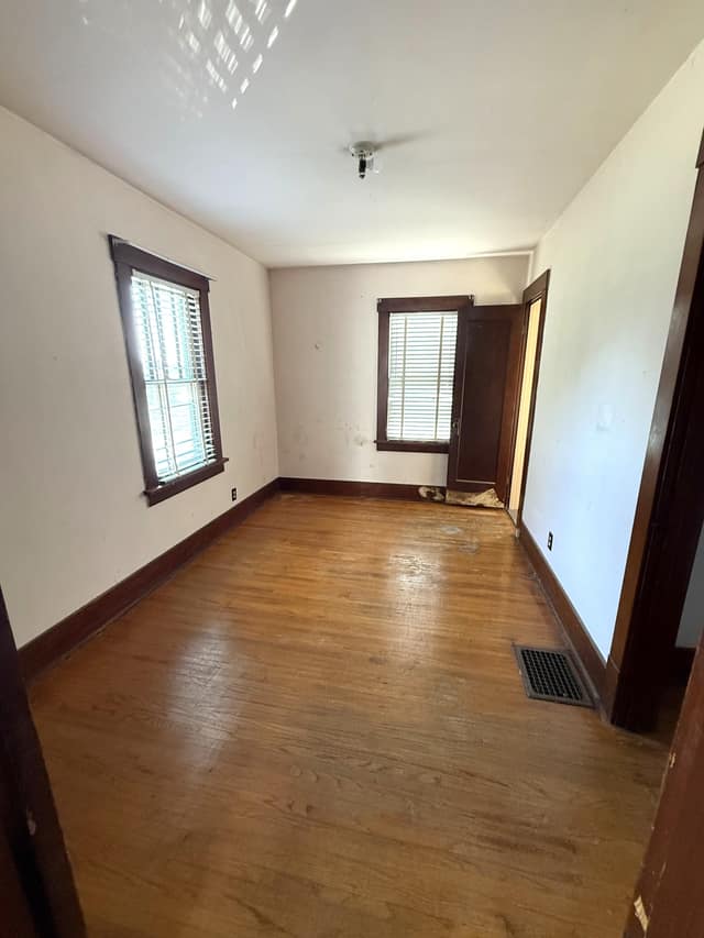 1272 W. King St., Decatur, IL: owner financed home, photo 6